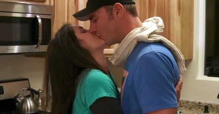 Žena je svom suprugu na poseban način odlučila otkriti da čekaju bebu