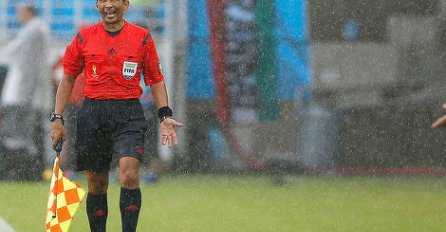 "Grobari" zalili sudiju vodom