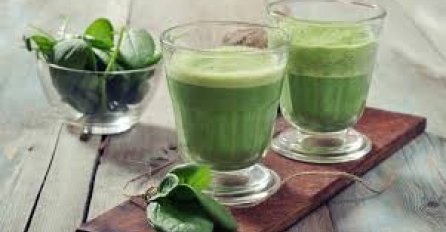 ZDRAVO I UKUSNO: Smoothie od jabuke i špinata 