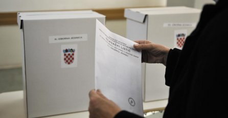 Hrvatski parlamentarni izbori u Sarajevu: Odziv dobar, sve se odvija u najboljem redu