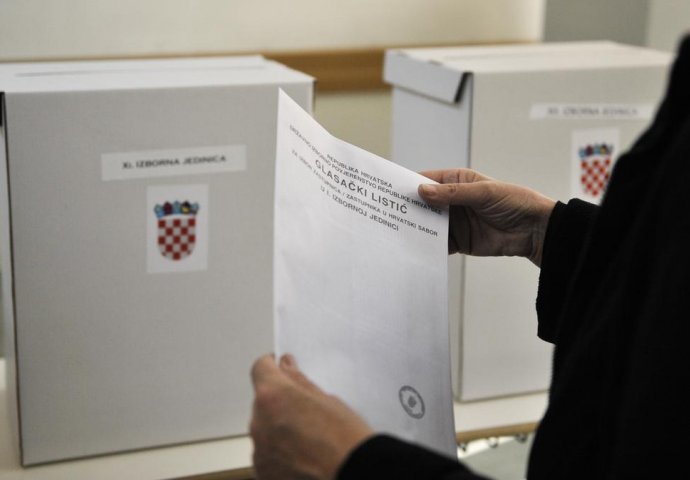 Hrvatski parlamentarni izbori u Sarajevu: Odziv dobar, sve se odvija u najboljem redu