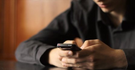 'Nikada nisam trebao poslati ovu poruku mami'