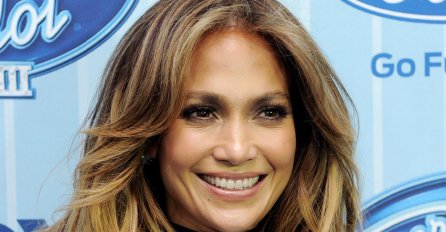 BEZ FASADE: Pogledajte kako Jennifer Lopez izgleda bez trunke šminke