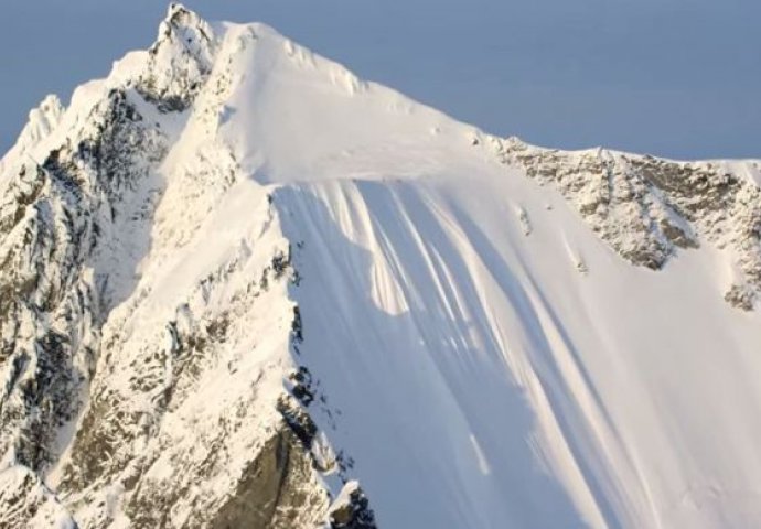 (VIDEO) Pogledajte zastrašujući pad skijaša s visine od 480 metara