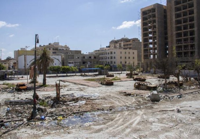 Oteti službenici ambasade Srbije živi, u toku pregovori za njihovo oslobađanje 