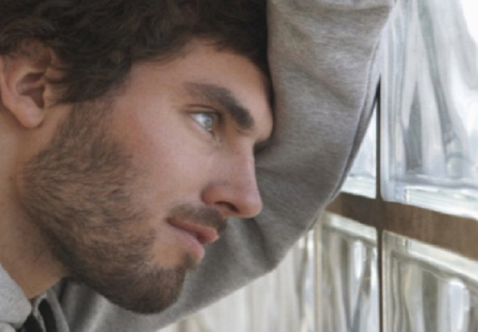 Uznemirujuć oglas: "Tražim slobodnu studentkinju, jer se plašim da spavam sam"