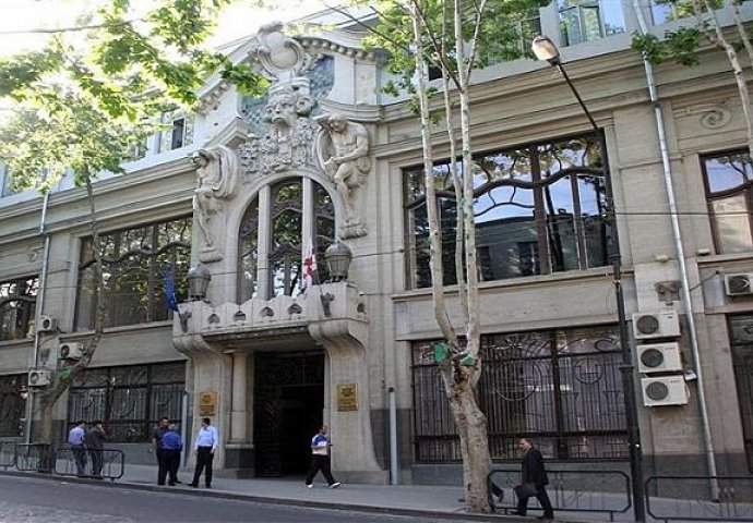   Uposlenik banke u Gruziji opljačkao četiri miliona dolara