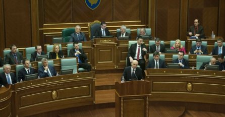 Vlada Kosova objavila da je privržena dijalogu sa Srbijom
