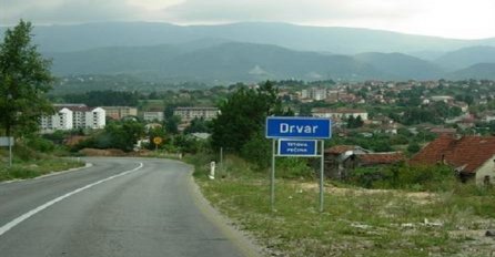 Drvar: Jajima na katolički objekt