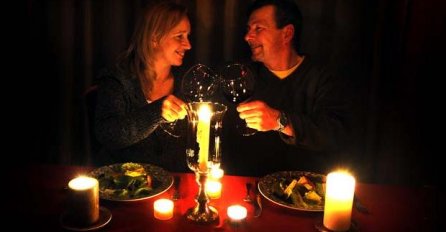 'Konačno sam otkrio zašto moja djevojka tako često dolazi kod nas na večeru'