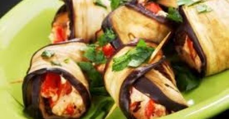 UKUSAN OBROK: Rolani patlidžan sa sirom 