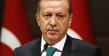 Erdogan osudio napade u Parizu: Nastaviti zajedničku borbu protiv terorizma