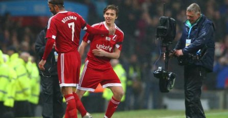 Fudbalski spektakl na Old Traffordu obilježila porodica Beckham