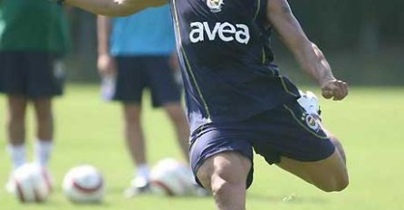 Poput teške artiljerije: Ovi fudbaleri imaju top u nogama!