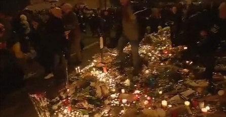 (VIDEO) Stampedo u Parizu: Čula se pucnjava, ljudi počeli bježati s trga Place de la Republique