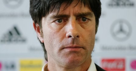 Fudbaleri Njemačke bi mogli nositi francuski dres u utakmici sa Holandijom