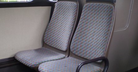 'Mislio sam da spava kad se naslonila na moje rame, a zapravo je pola sata...'