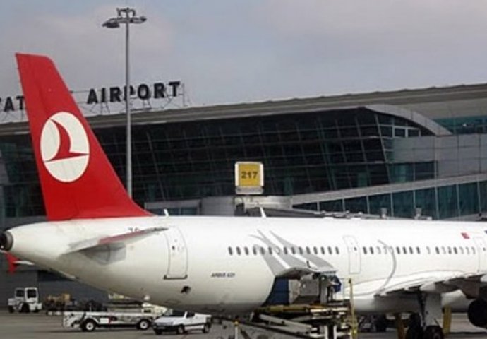 ISTANBUL: Na aerodromu zadržana osmorica muškaraca, sumnja se da su teroristi  