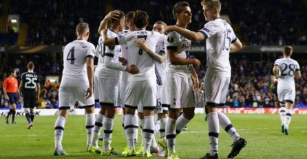 Pijetlovi se probudili i zakukurikali: Da li će se usuditi i učiniti san javom?