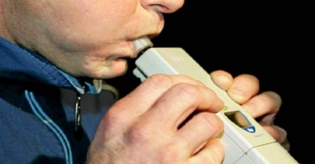 "Zaustavi nas policija 50 m od kuće, u autu tata, sestra i ja, a sestra je imala probavne smetnje"