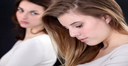 ''Danas sam skontala da moja najbolja prijateljica i moj dečko ...''