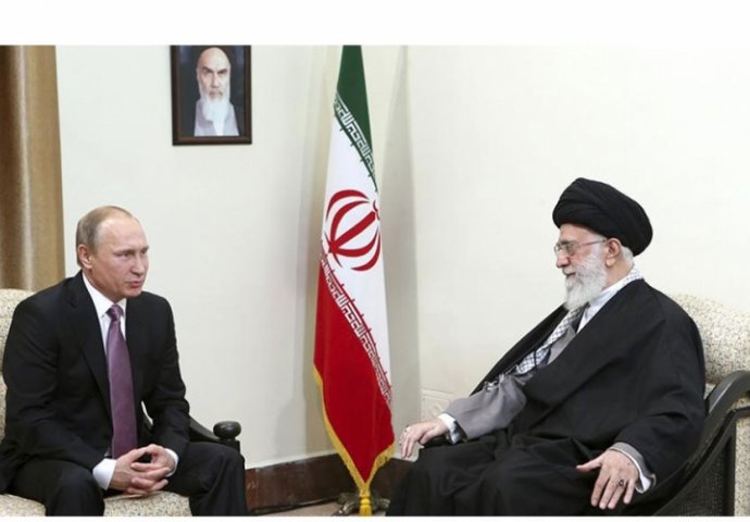 Iranski vrhovni vođa sa Putinom: Amerikanci kuju zavjeru