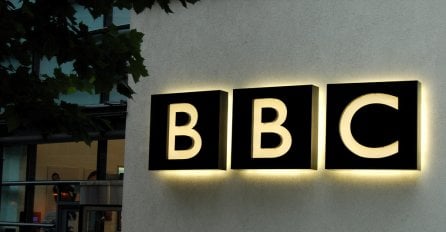 Britanska vlada ulaže 412 miliona eura u BBC