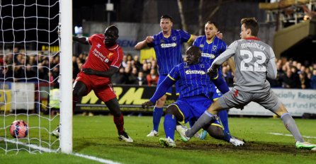 Adebayo Akinfenwa, tenk koji ruši sve pred sobom!