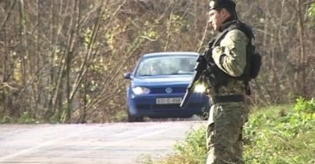 Postavljen policijski punkt: Pojačan nadzor na ulazu u Maoču