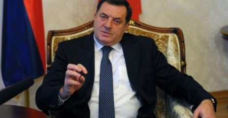 Dodik: "25. novembar nije, niti može biti zajednički praznik za sve nas"