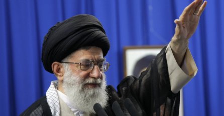 Ayatollah upozorava: "SAD koriste novac i seks da se infiltriraju u Iran"