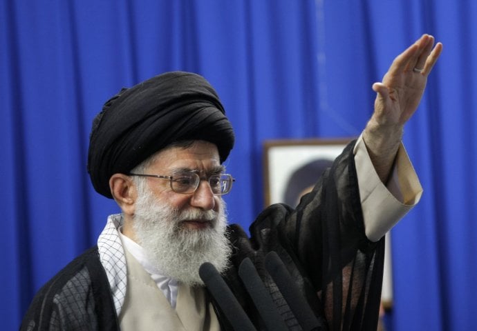 Ayatollah upozorava: "SAD koriste novac i seks da se infiltriraju u Iran"