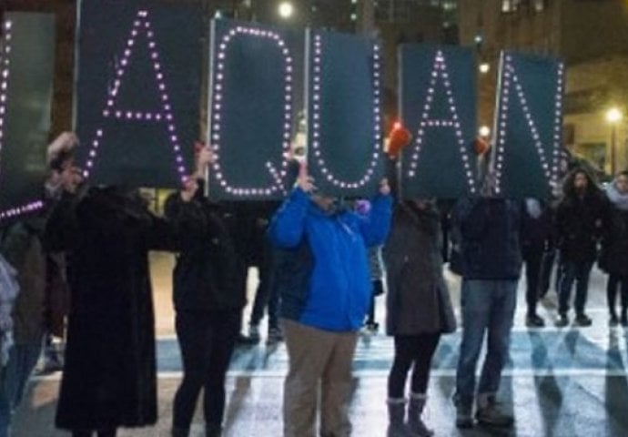  Protesti u Čikagu i Njujorku zbog ubistava Afroamerikanca