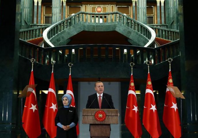 Erdogan poručio Rusiji: "Ne igrajte se sa vatrom!"