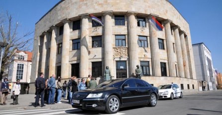 Moguće povlačenje srpskih predstavnika iz institucija BiH