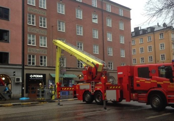 Stockholm: Jedna osoba poginula, a nekoliko povrijeđeno u požaru