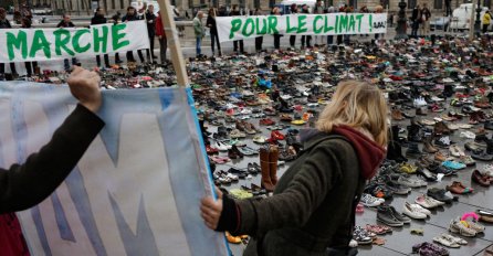 Mirni protesti prerasli u nasilne: Stotine osoba uhapšeno u Parizu