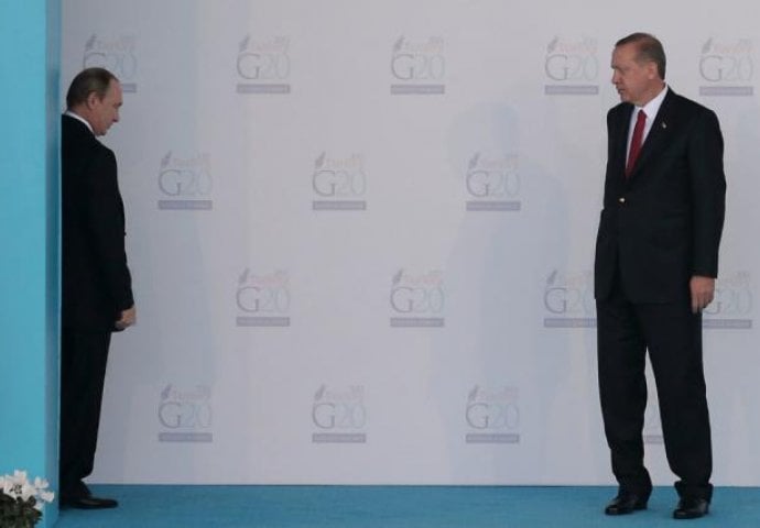 Putin i Erdogan se neće sastati u Parizu