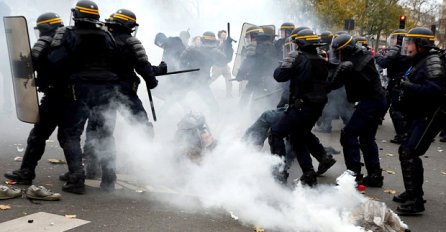 Nakon sukoba u Parizu na trgu Republike produžen pritvor za devet osoba 