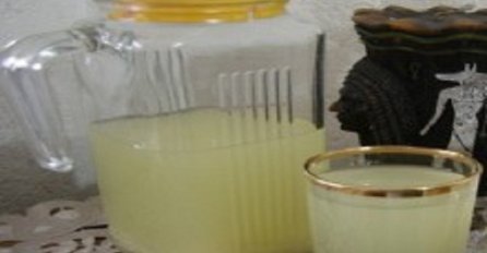  Volite i jedete masno?Pod hitno trebate ovaj napitak za razbijanje te masnoće!