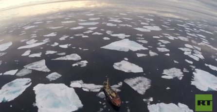 (VIDEO) Pogledajte kako izgleda topljenje leda na Arktiku iz ptičije perspektive