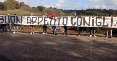Navijači Rome donijeli igračima 50 kg mrkve: "Uživajte u jelu, zečevi!"