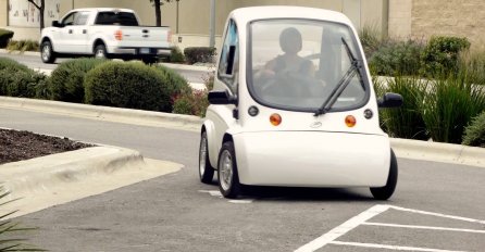 Genijalno: Izgleda kao običan automobil, a pogledajte šta se dogodi kad se vrata otvore