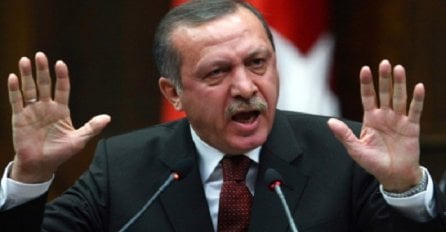 Erdogan: Žalosno je za čovječanstvo da postoji vjerska i etnička diskriminacija prema izbjeglicama