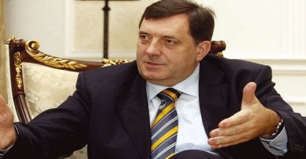 Dodik svjedok Ratku Mladiću