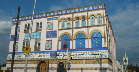 ISLAMOFOBIJA: Na džamiju u Philadelphiji bačena svinjska glava