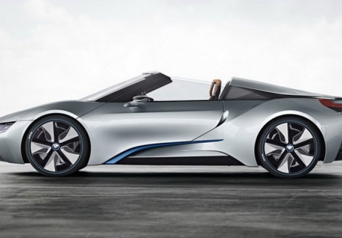 NJEMAČKI BATMOBIL: BMW i8 Spyder kreće u serijsku proizvodnju