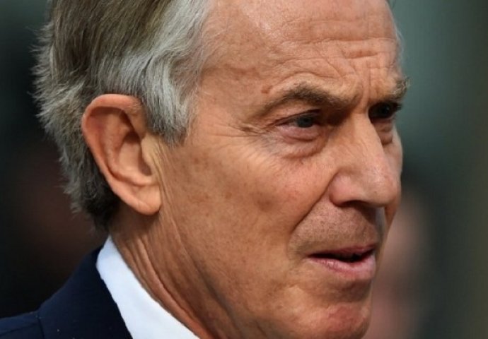 Blair: Pokušao sam nagovoriti Gadafija da napusti Libiju