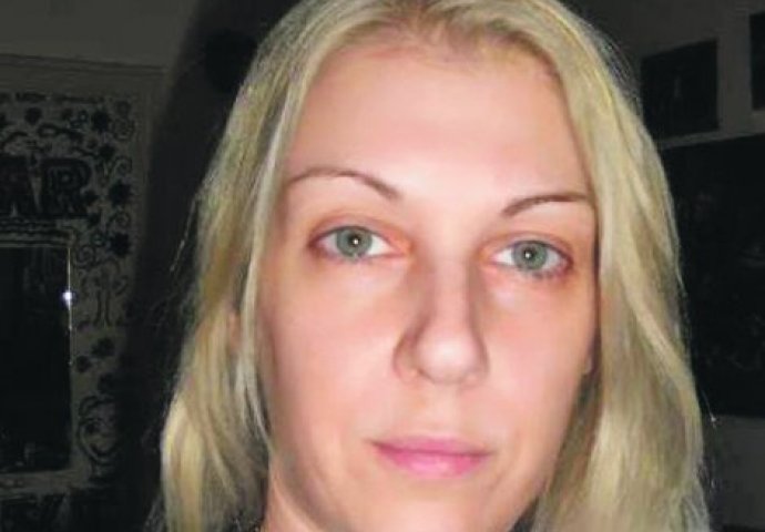 Stravično: Satarom presudila majci jer joj je stalno "zvocala"