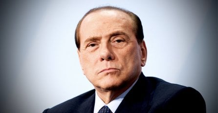 Muškarac se zapalio ispred Berlusconijeve vile